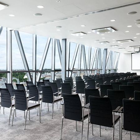 Ac Hotel By Marriott Riga Bagian luar foto