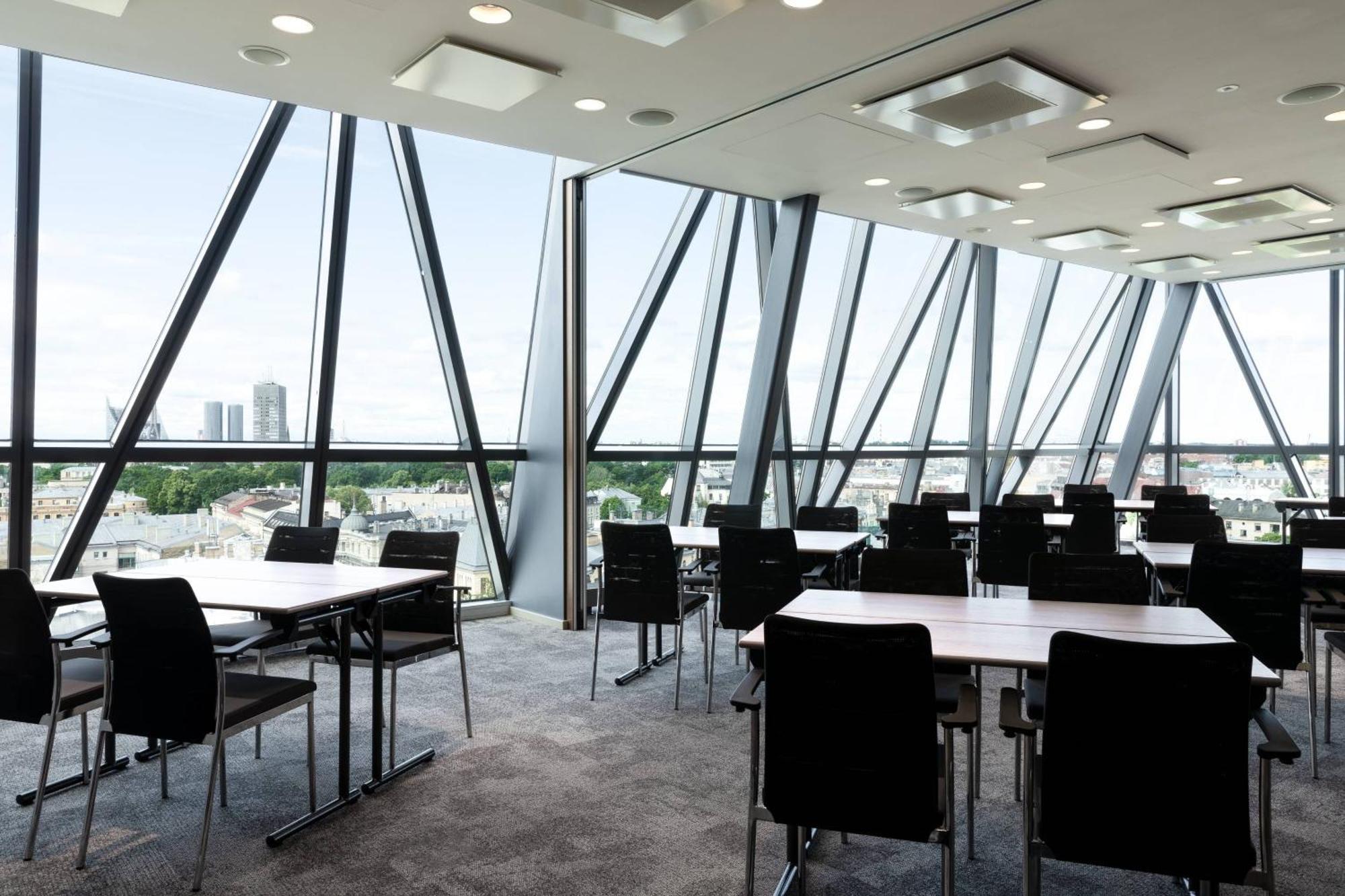 Ac Hotel By Marriott Riga Bagian luar foto