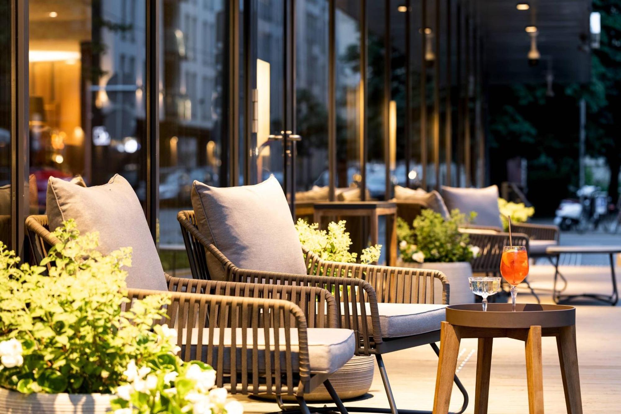 Ac Hotel By Marriott Riga Bagian luar foto
