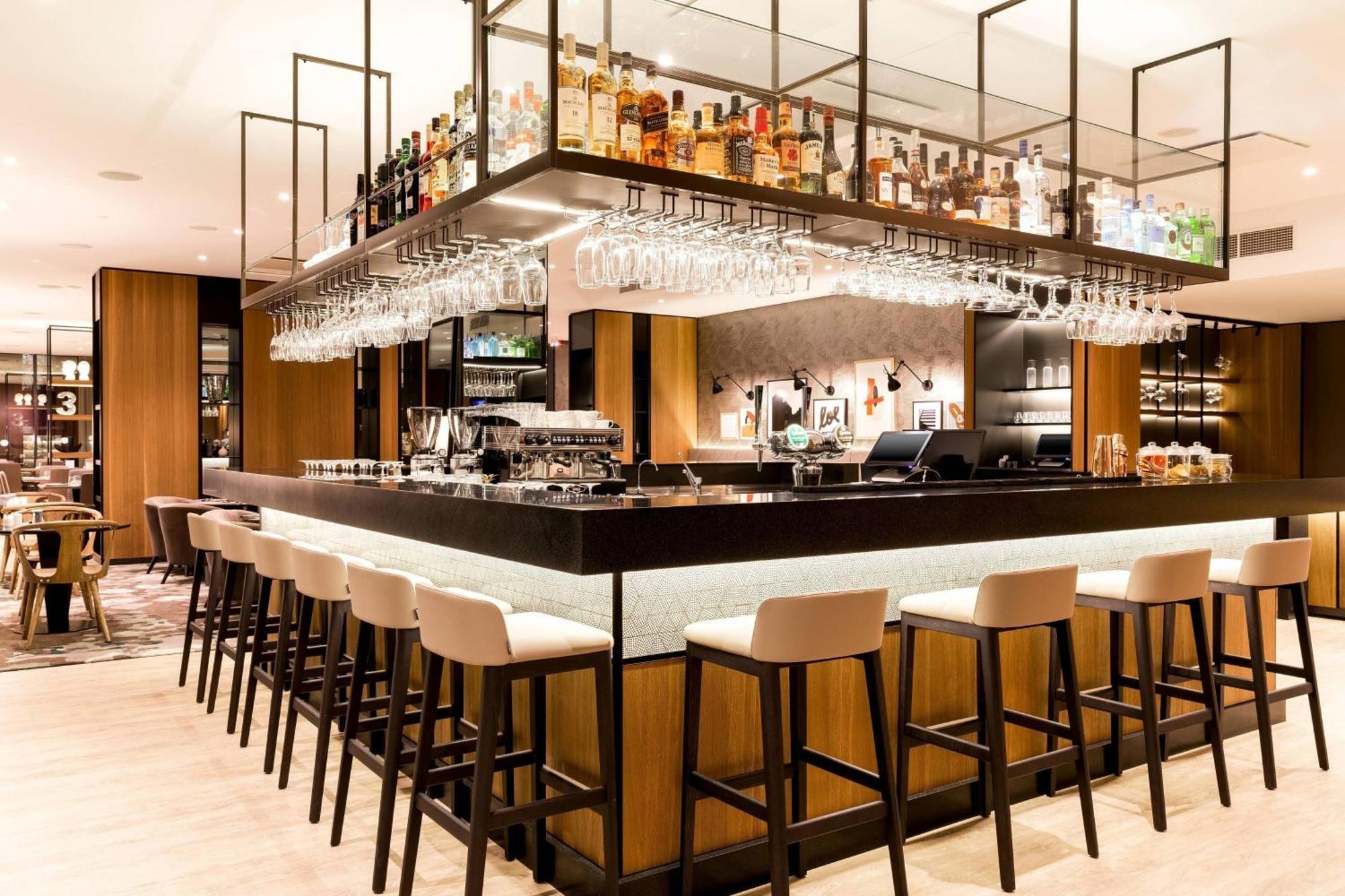 Ac Hotel By Marriott Riga Bagian luar foto