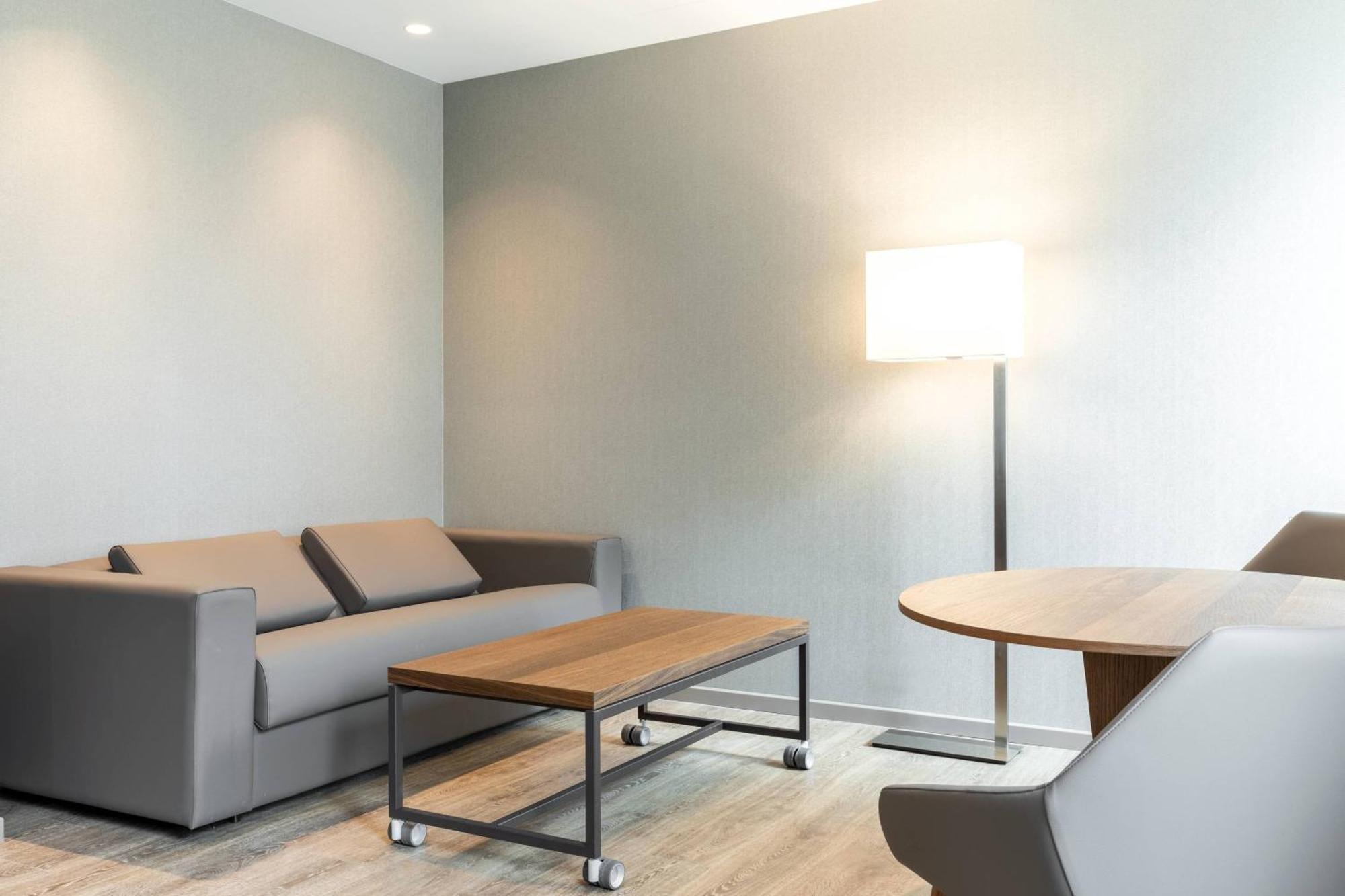Ac Hotel By Marriott Riga Bagian luar foto