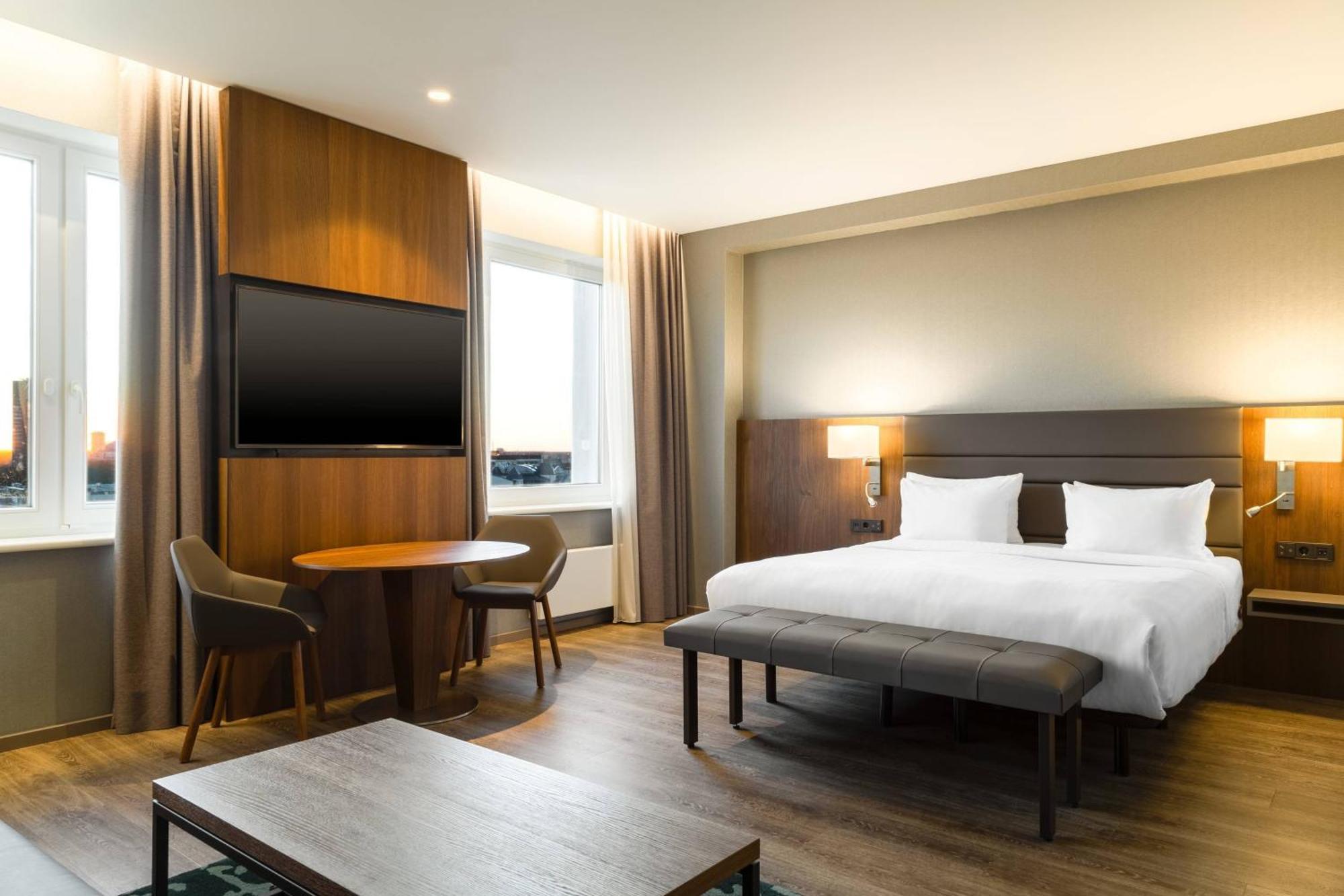 Ac Hotel By Marriott Riga Bagian luar foto